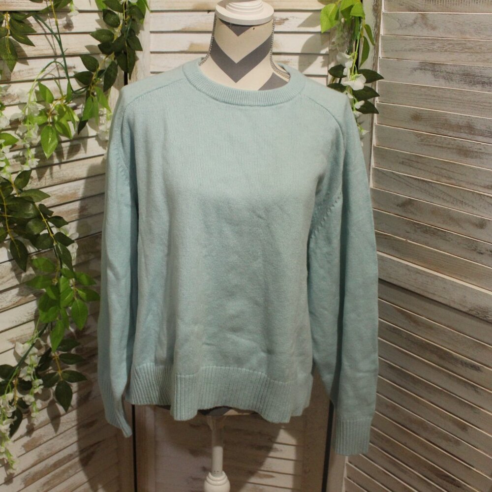 banana republic light blue wool blend sweater (238)